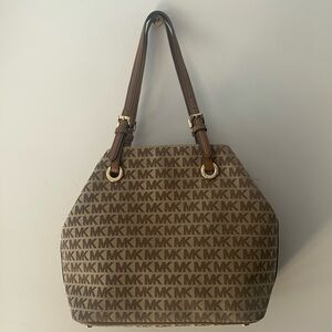 Michael Kors tan signature fabric shoulder tote bag